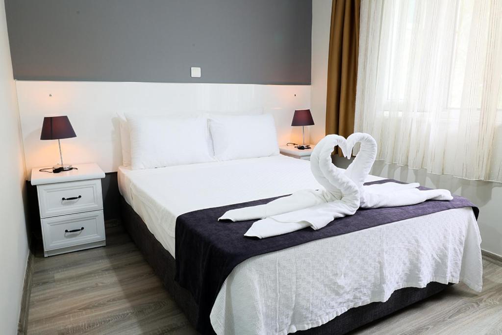 Canada Hotel & Bungalows Çıralı Eksteriør bilde